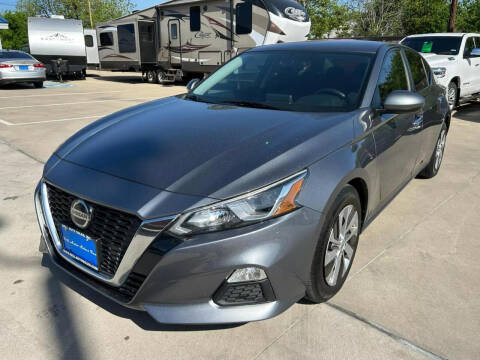2020 Nissan Altima for sale at Kell Auto Sales, Inc - Grace Street in Wichita Falls TX