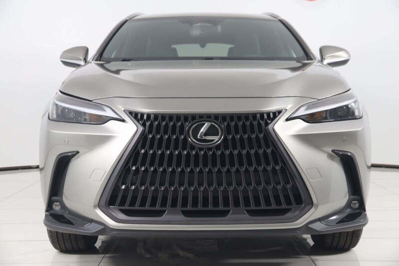 2022 Lexus NX 350h Premium