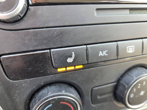 2015 Volkswagen Passat 1.8T Limited Edition