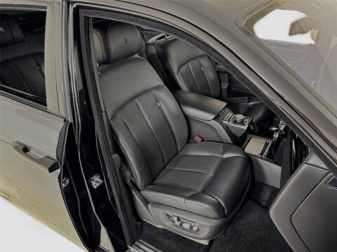 2019 Rolls-Royce Phantom