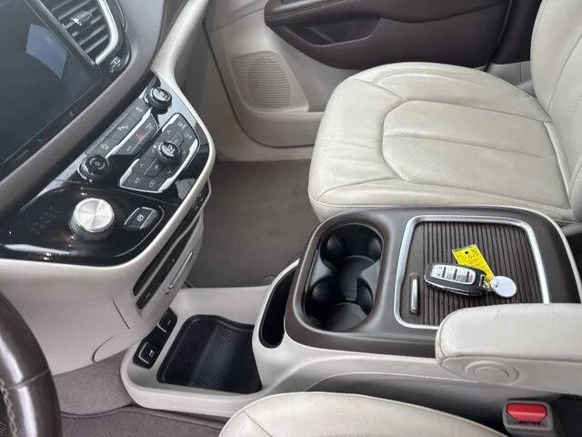 2020 Chrysler Pacifica Touring L Plus