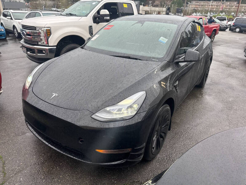 2023 Tesla Model Y Long Range