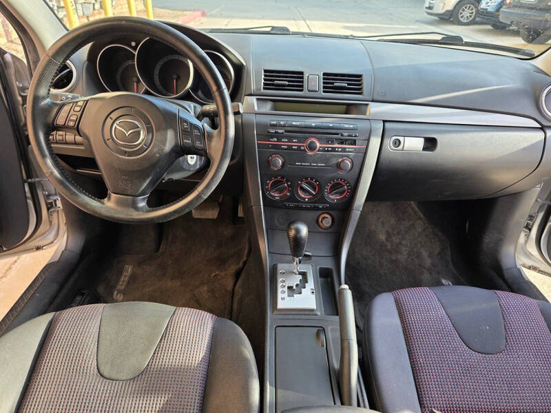 2004 Mazda MAZDA3 s