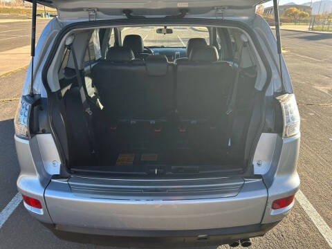 2010 Mitsubishi Outlander XLS