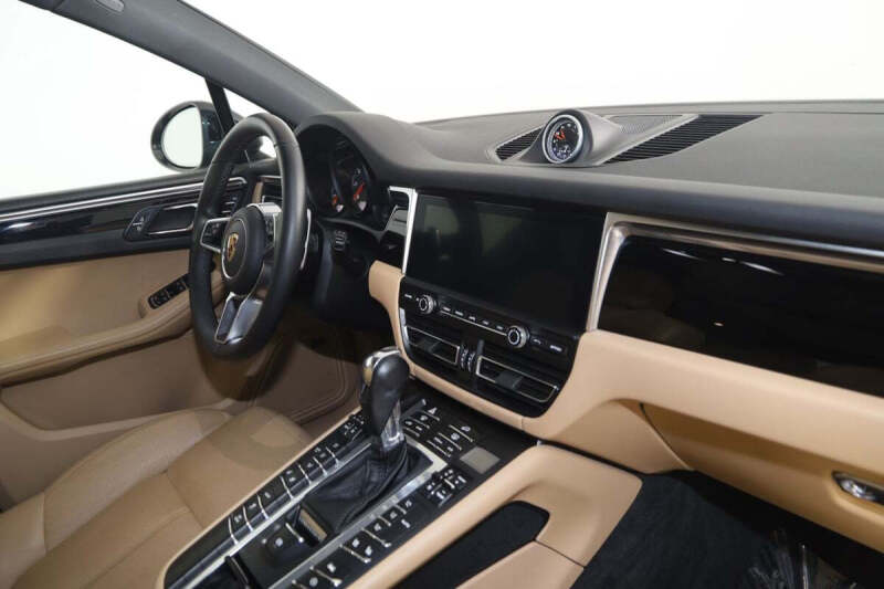 2019 Porsche Macan