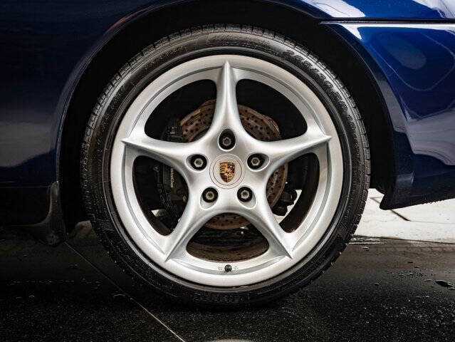 2003 Porsche 911 Carrera