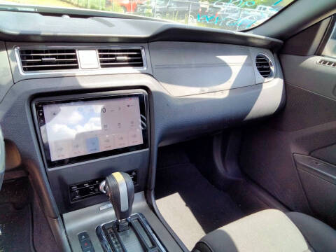 2014 Ford Mustang V6