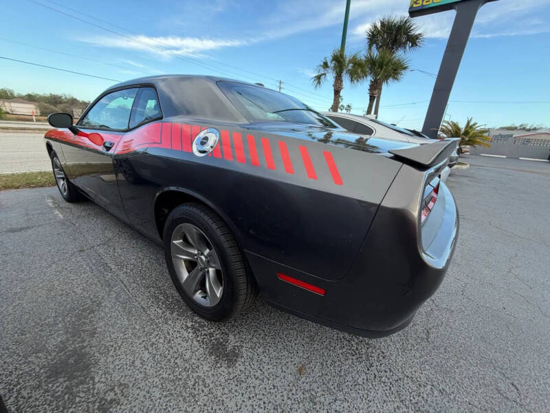 2019 Dodge Challenger SXT