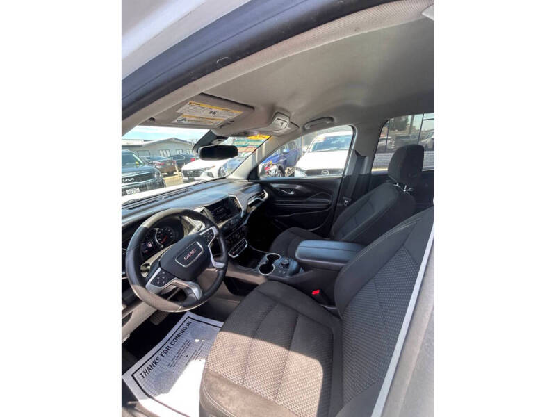 2022 GMC Terrain SLE