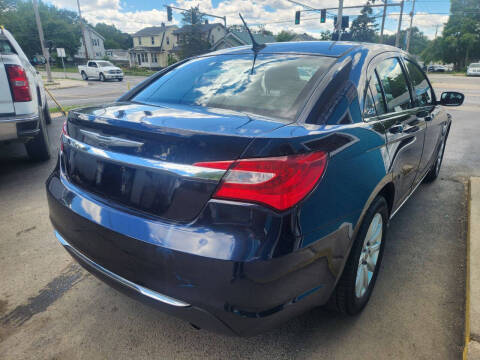 2012 Chrysler 200 Touring