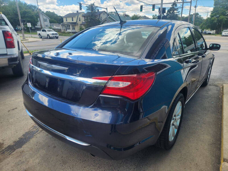 2012 Chrysler 200 Touring