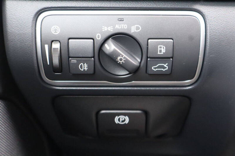 2018 Volvo V60 Cross Country T5 Premier