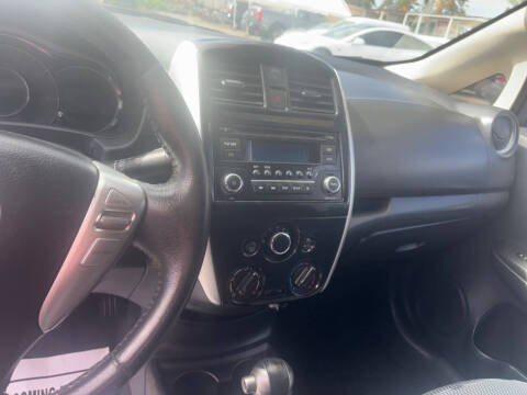 2015 Nissan Versa Note SV
