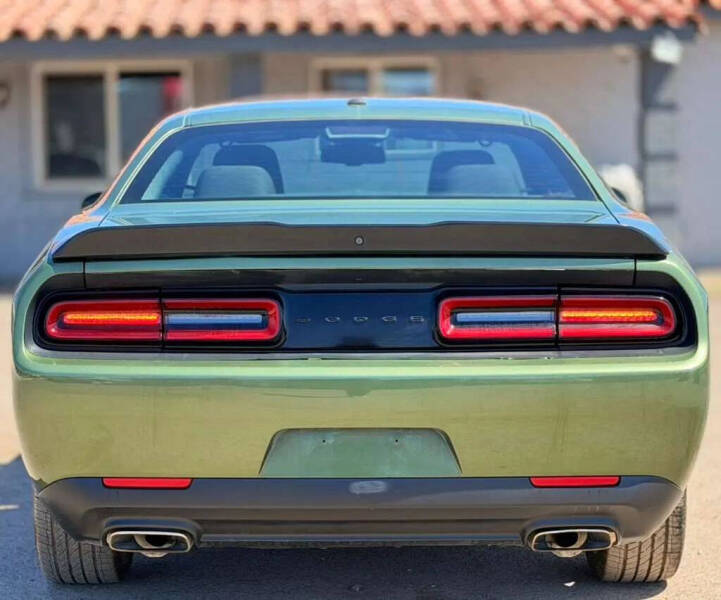 2023 Dodge Challenger SXT