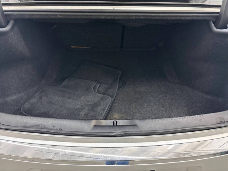 2011 Chrysler 300 Limited