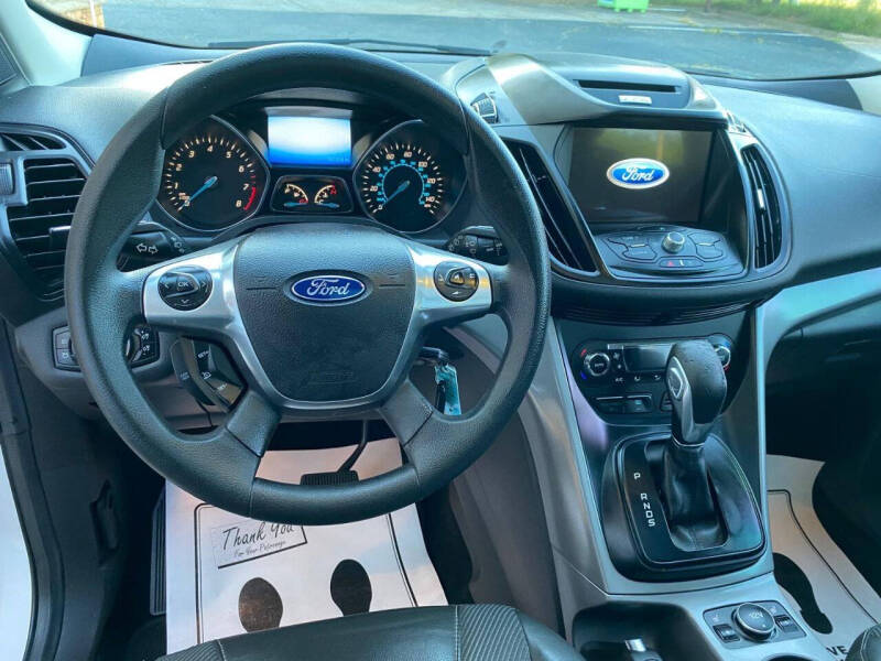 2016 Ford Escape SE