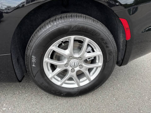 2026 Chrysler Voyager LX