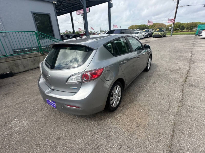 2012 Mazda MAZDA3 i Touring