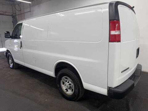 2021 Chevrolet Express 2500