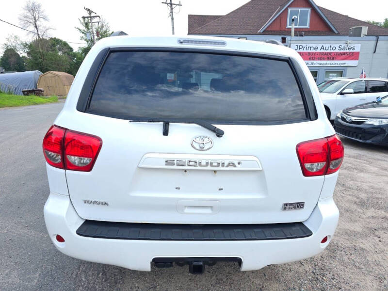 2008 Toyota Sequoia SR5