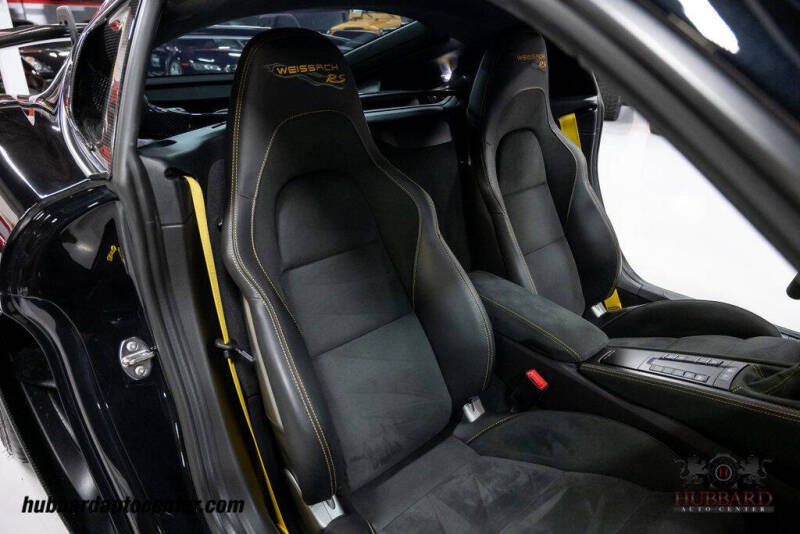 2023 Porsche 718 Cayman GT4 RS