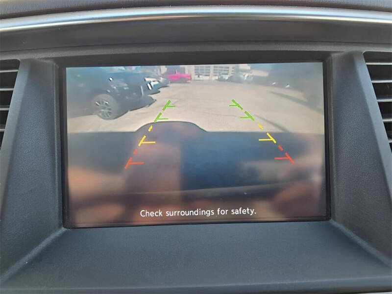 2017 Nissan Armada SV