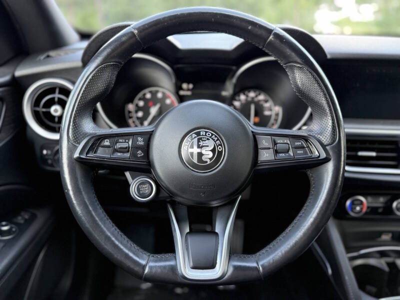 2022 Alfa Romeo Stelvio Ti