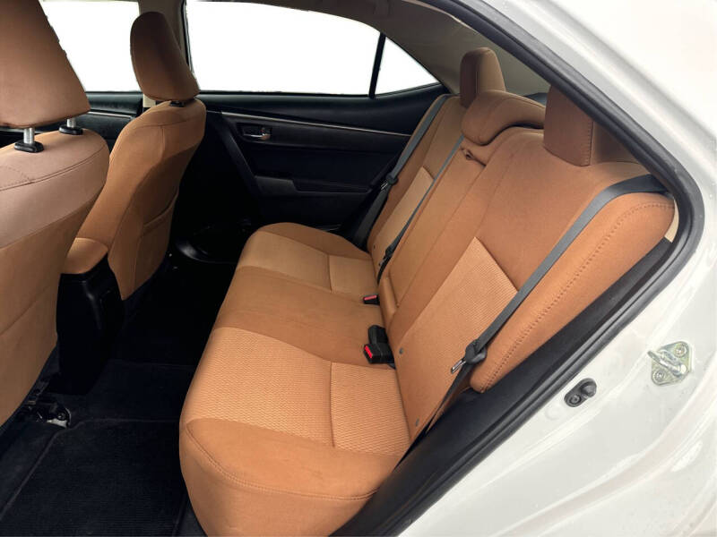 2015 Toyota Corolla LE