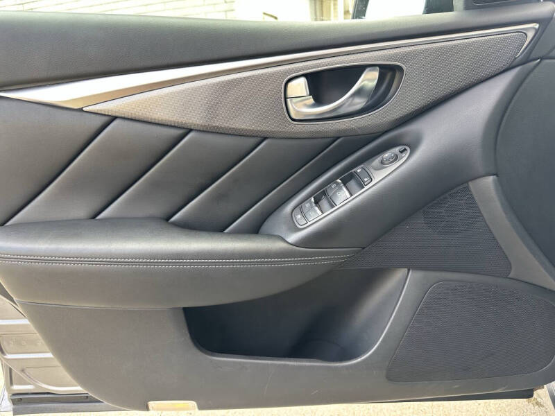 2016 Infiniti Q50 3.0T Premium