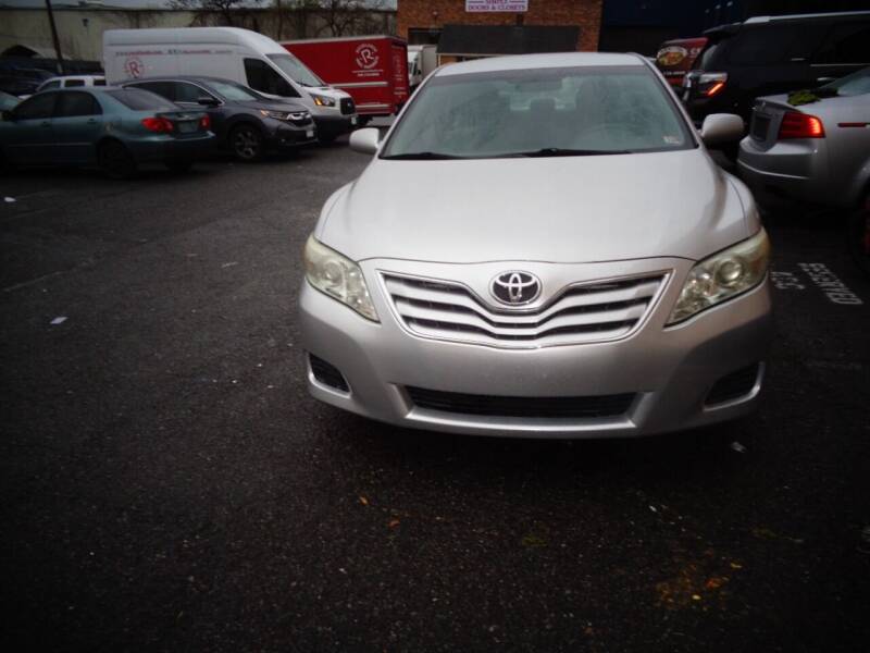 2011 Toyota Camry for sale at Alexandria Car Connection in Alexandria VA