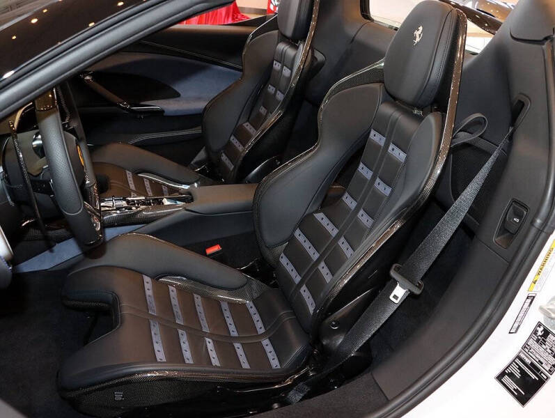 2025 Ferrari 296 GTS