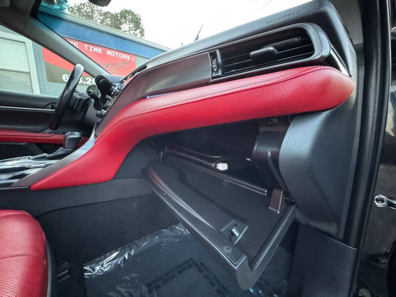 2020 Toyota Camry XSE