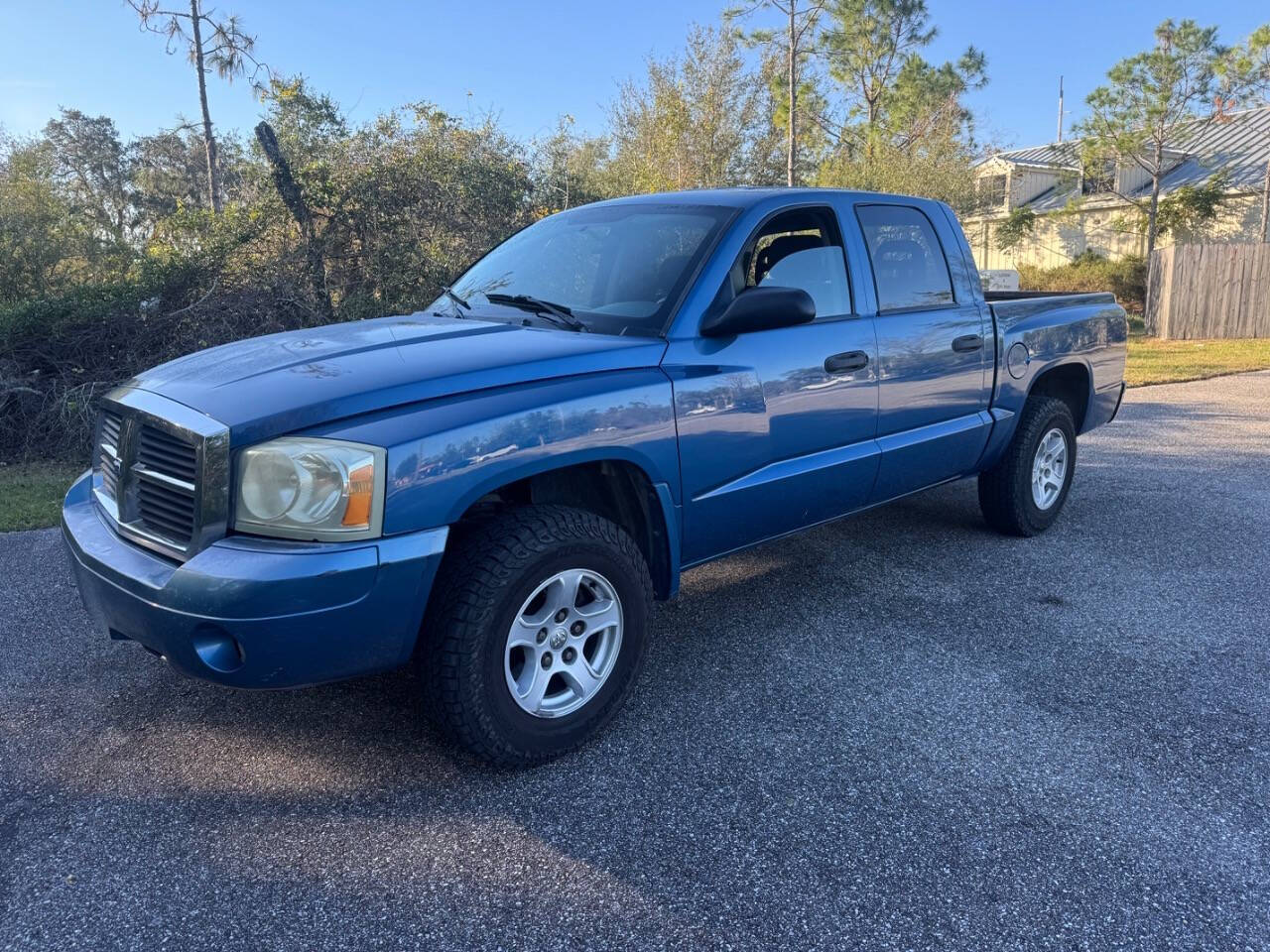 2006 Dodge Dakota SLT photo 11