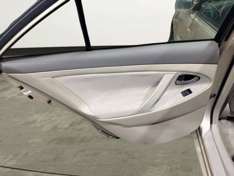 2007 Toyota Camry LE