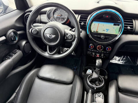 2016 MINI Hardtop 4 Door Cooper
