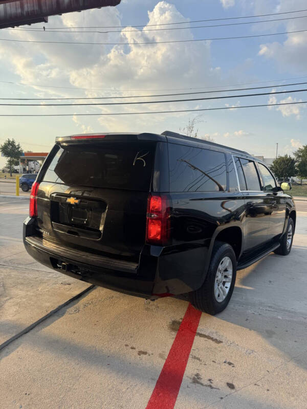 2019 Chevrolet Suburban LT