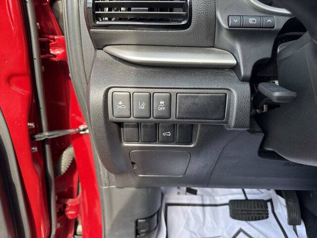 2024 Mitsubishi Eclipse Cross SE