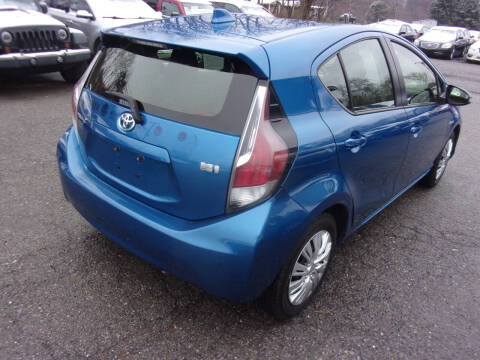 2015 Toyota Prius c Two