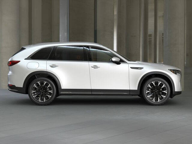 2026 Mazda CX-90 Plug-in Hybrid Premium Plus