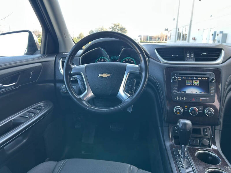 2017 Chevrolet Traverse LT