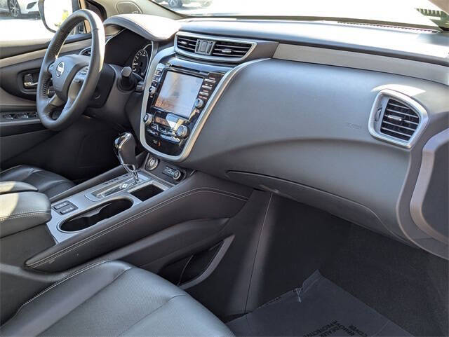 2022 Nissan Murano SL