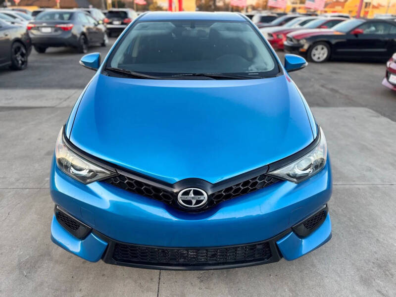 2016 Scion iM