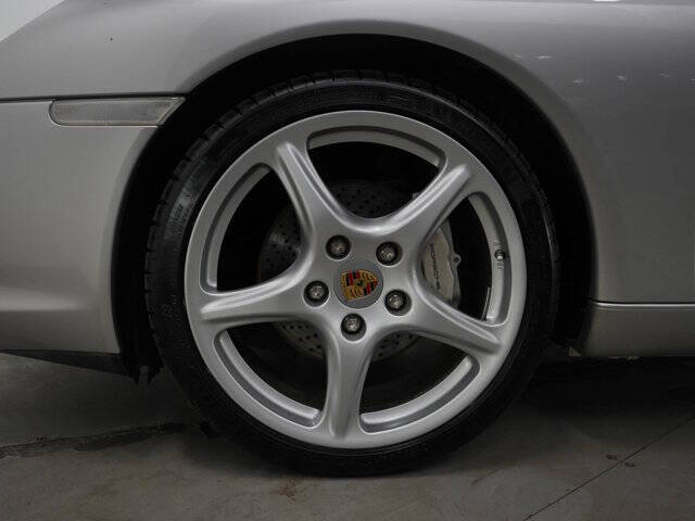 2003 Porsche 911 Carrera