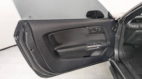 2015 Ford Mustang V6