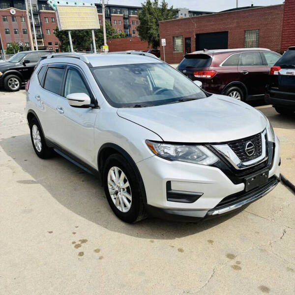 2019 Nissan Rogue S FWD's photo