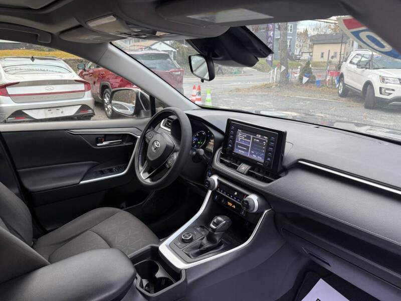 2020 Toyota RAV4 Hybrid XLE