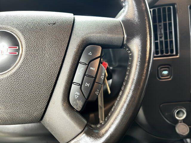 2022 GMC Savana 2500