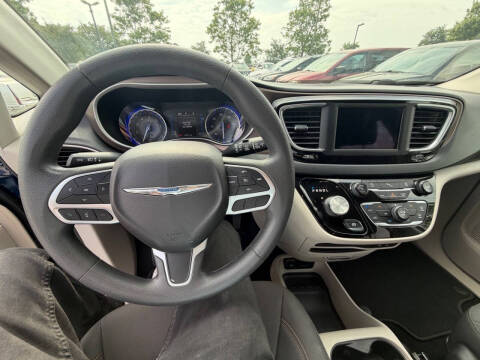 2018 Chrysler Pacifica LX