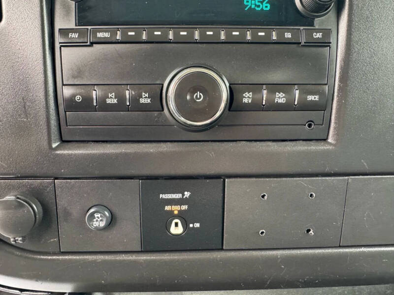 2017 Chevrolet Express 2500