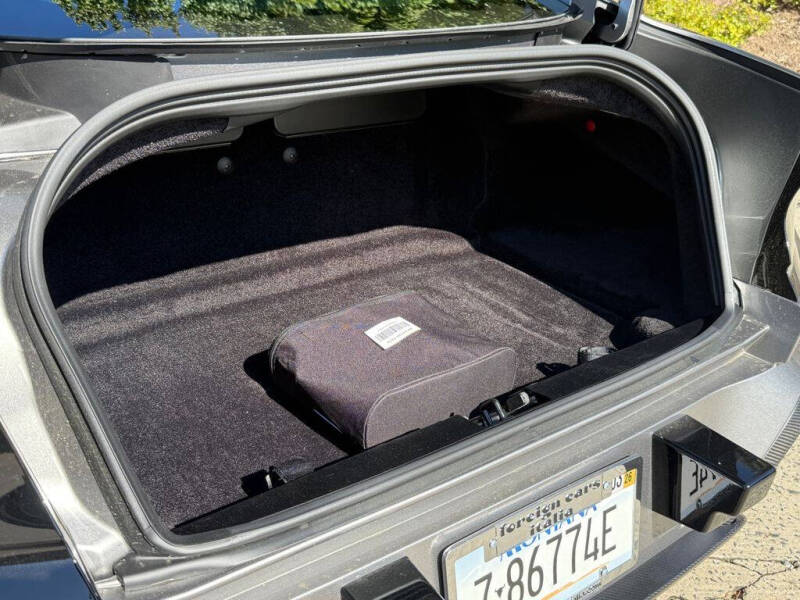 2025 Aston Martin Vanquish